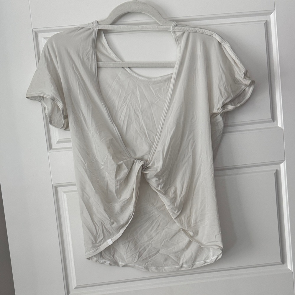lululemon athletica Cream Short Sleeve Top